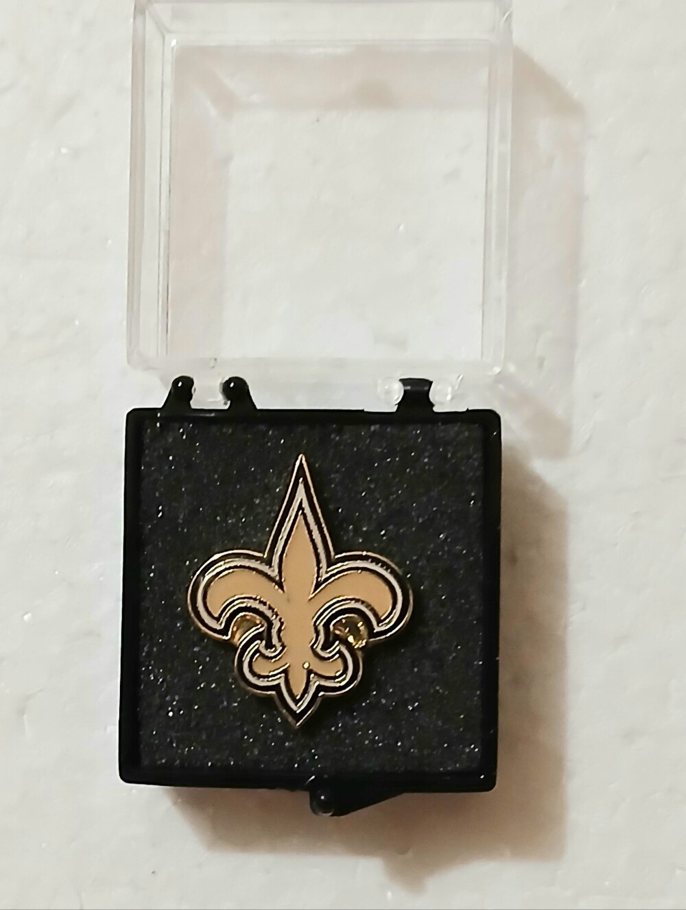 New Orleans Saints Lapel Pin